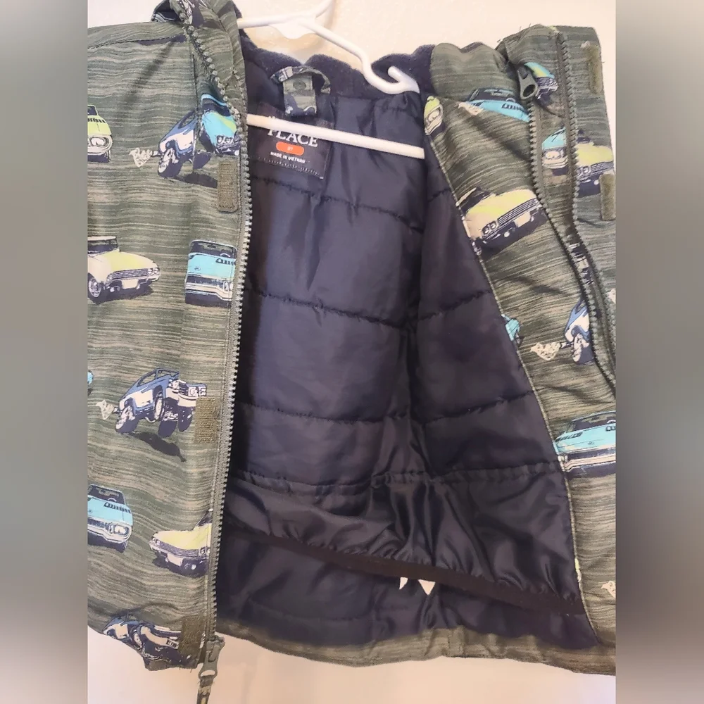 Toddler‎ Classic Cars Puffy Warm Coat Size 2T